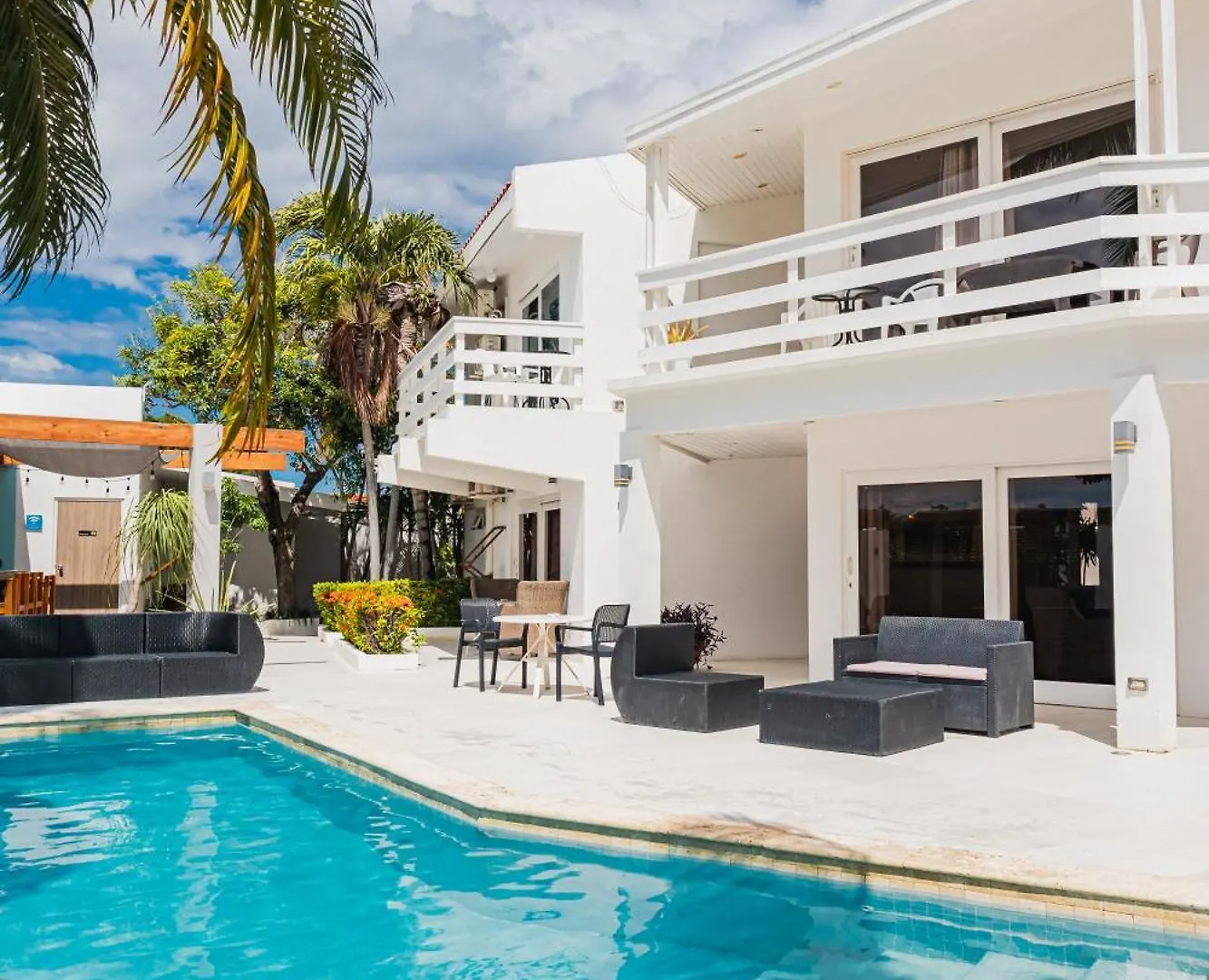 Bubali Residence Palm Beach Apartment