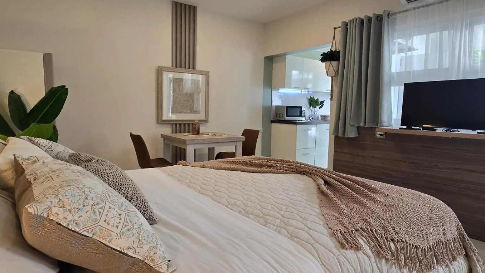 Bubali Residence Palm Beach
