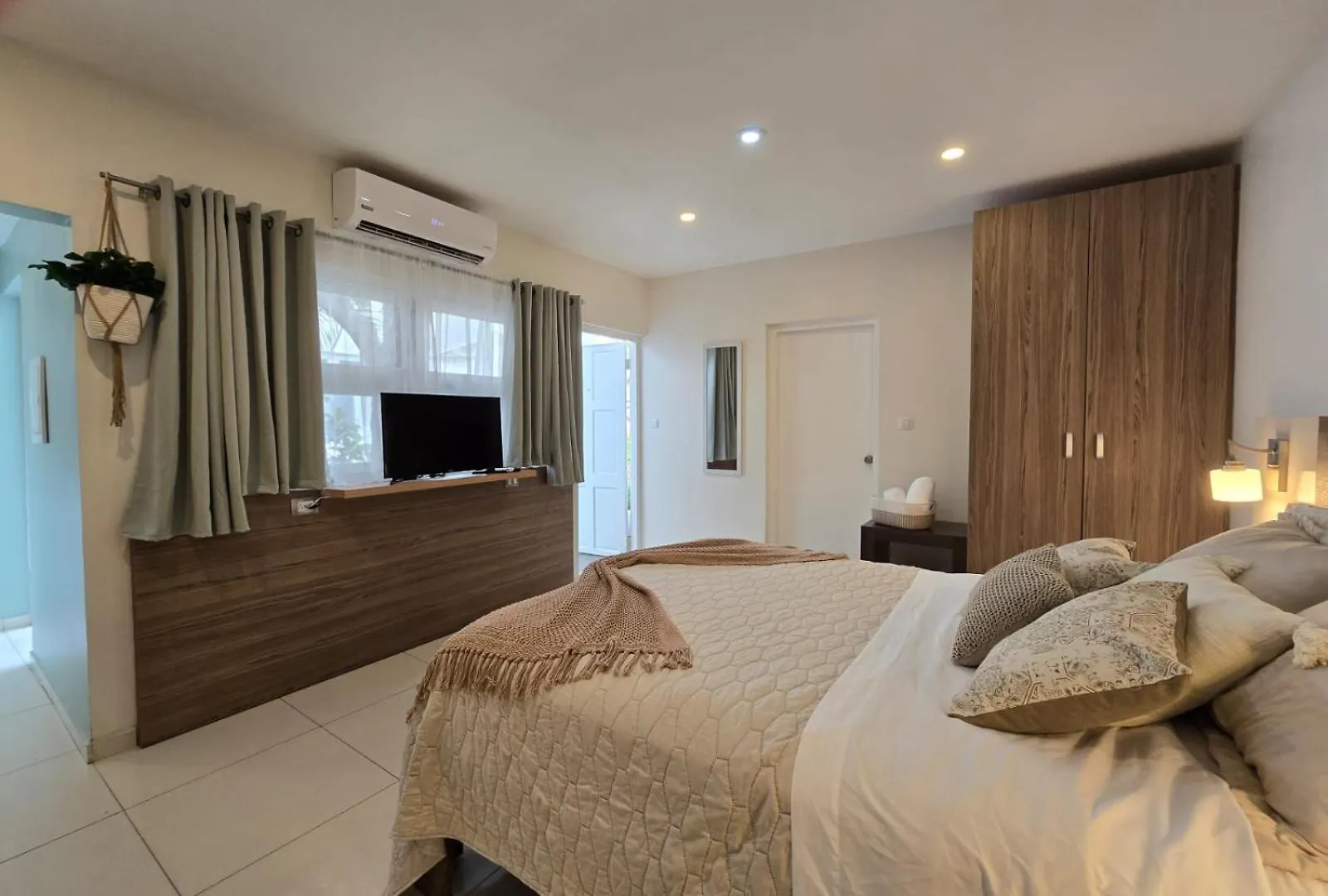 Bubali Residence Palm Beach Aruba